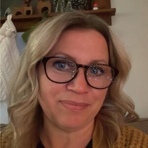 Meet your Posher, Stacy